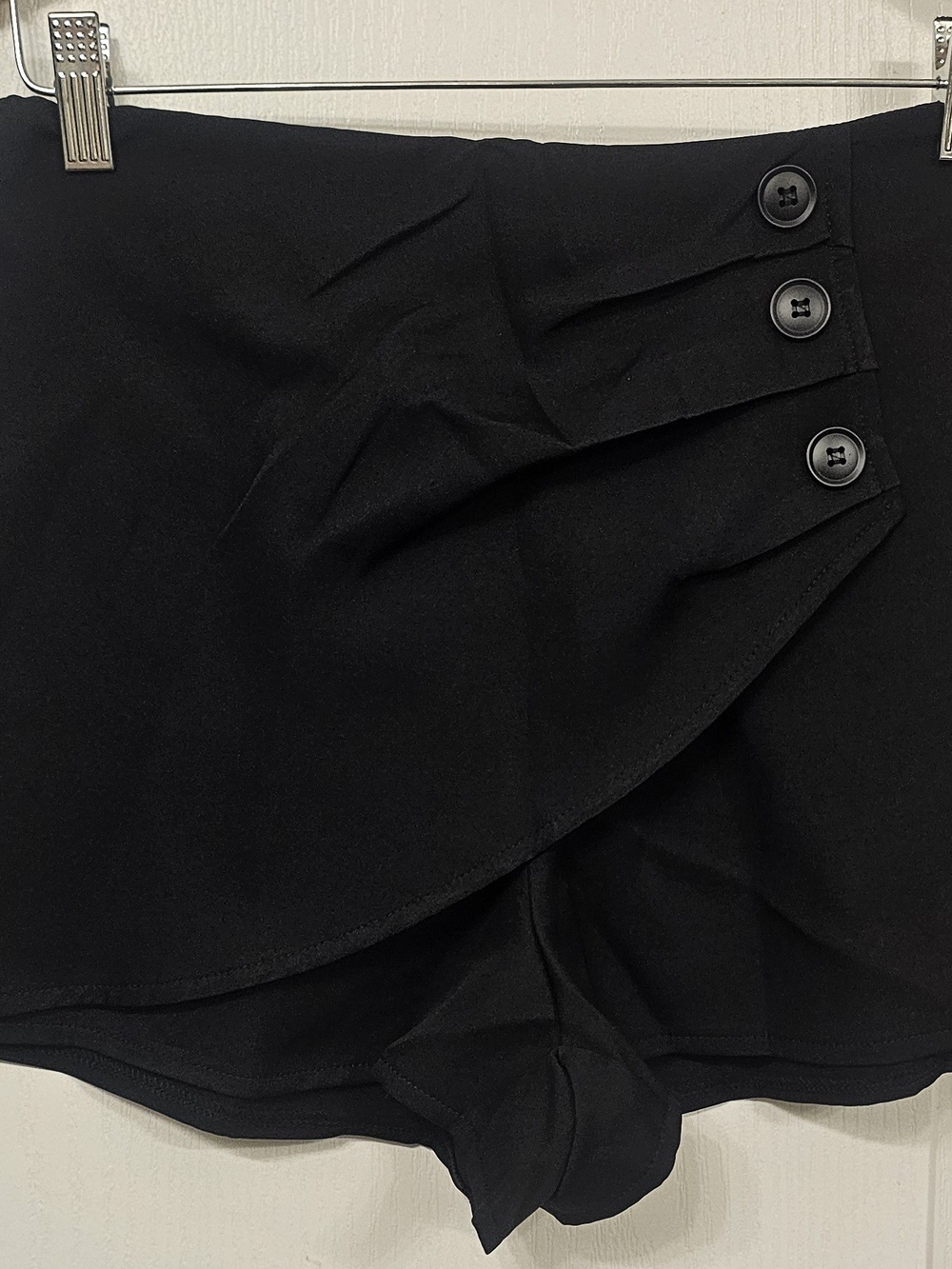 SHEIN Black Wrap-Style Skort with Three Button Accent